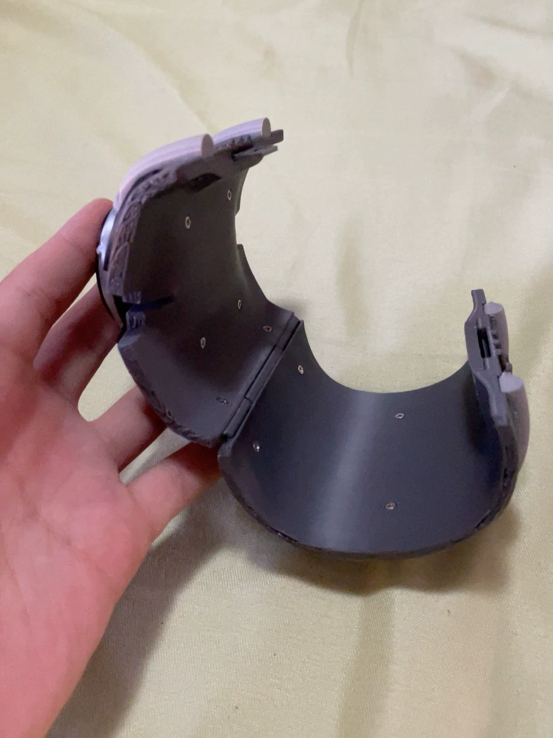 Ben 10 Ultimatrix V2 (Albedo Ultimate Omnitrix – Prop Version) photo review