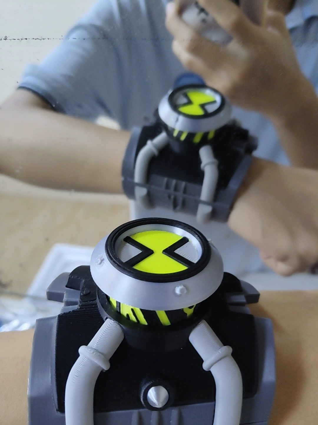 Ben 10 Ultimatrix V2 (Albedo Ultimate Omnitrix – Prop Version) photo review