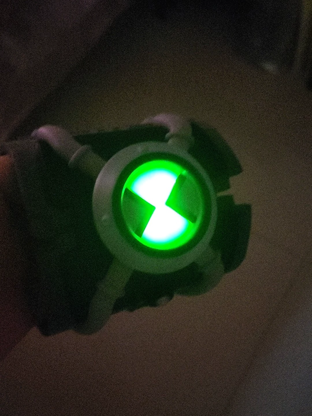 Ben 10 Ultimatrix V2 (Albedo Ultimate Omnitrix – Prop Version) photo review