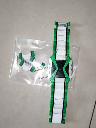 Ben 10 Ultimatrix V2 (Albedo Ultimate Omnitrix – Prop Version) photo review