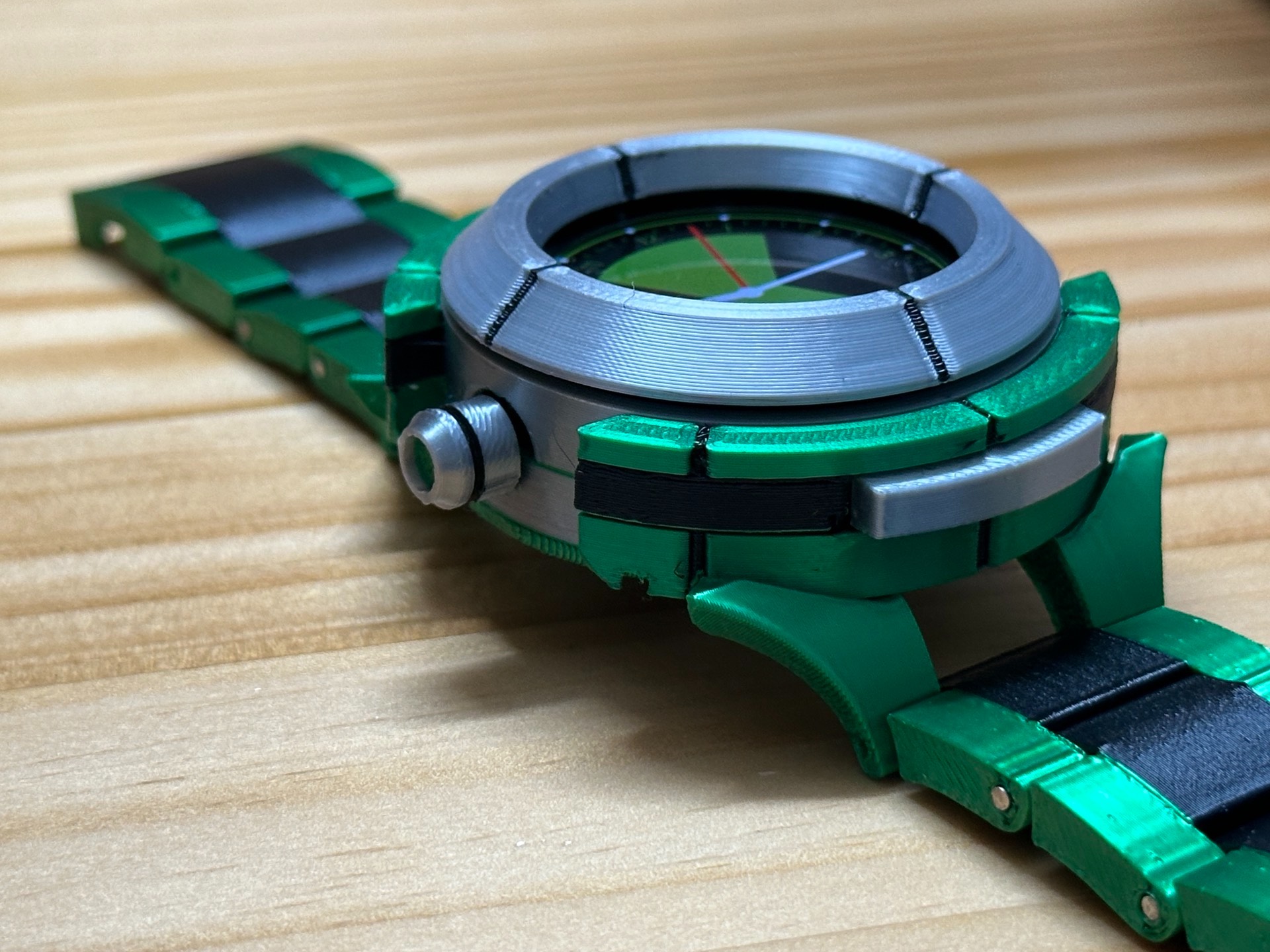 Ben 10 Omnitrix watch — deluxe presentation
